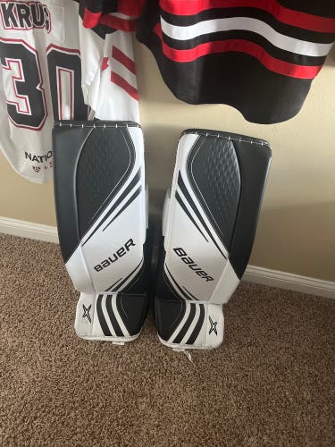 Large Bauer  Vapor 2X Pro Goalie Leg Pads