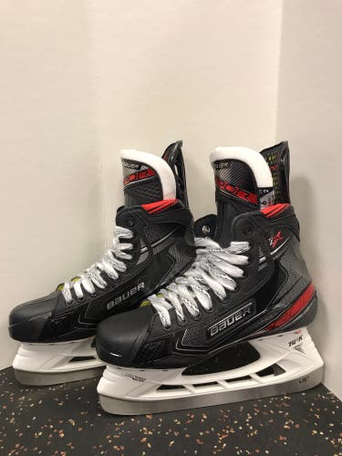 New Bauer  Size 6 Fit 2 Vapor 2X Hockey Skates