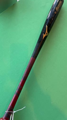 Used BBCOR Certified Mizuno Wood Bat 32"