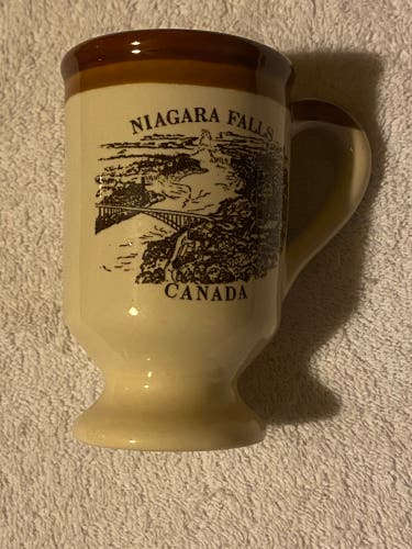 Niagara Falls Canada Vintage Coffee Mug