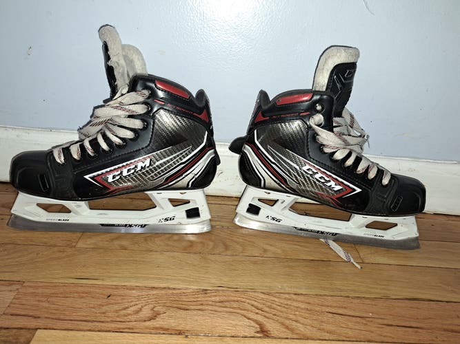 Junior Used CCM FT460 Hockey Goalie Skates Regular Width Size 4