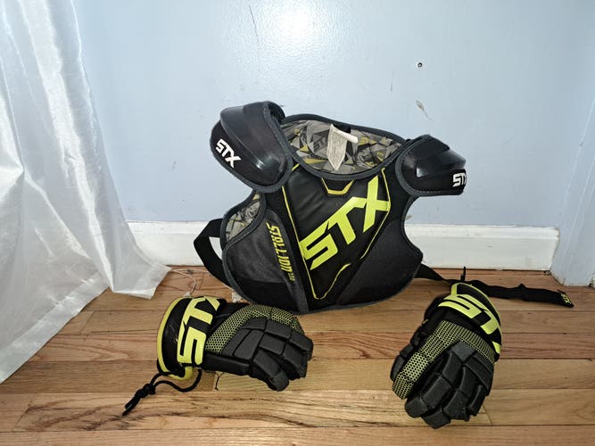 Youth Used Youth STX Stallion 100 Shoulder Pads