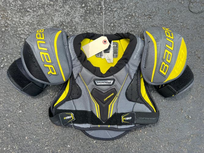 Used Junior Bauer Supreme S150 Hockey Shoulder Pads (Size: Small)