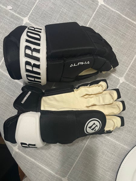 Warrior 14" Pro Stock Alpha QX Pro Gloves