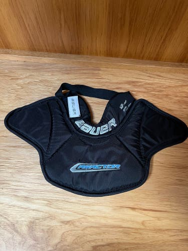 Used Bauer Reactor  Neck Guard