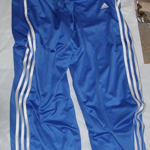 New adidas size M  men's NEW new no tags so low buy now