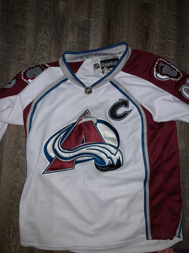 Landeskog Avalanche Jersey *Great Condition*
