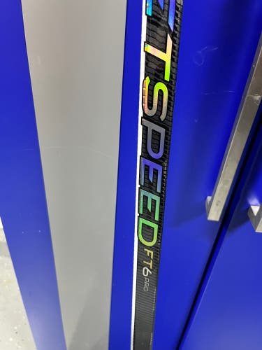 CCM JetSpeed FT6 Pro Chrome - Senior Left Hand P92 Hockey Stick