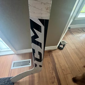 Used CCM Full Right Axis 1.9 Goalie Stick 24" Paddle