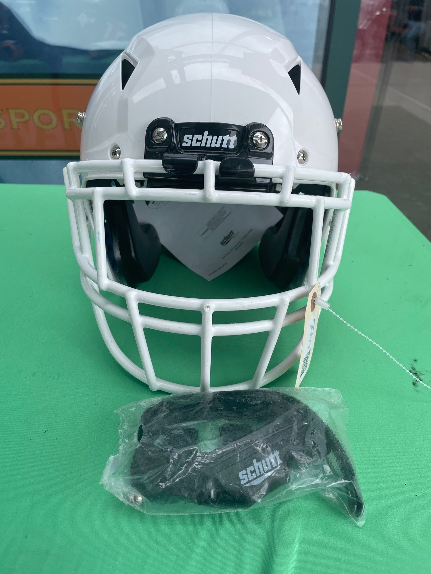 Schutt Vengeance A11 - YOUTH – Green Gridiron, Inc.