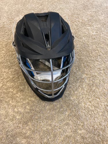 Lightly Used Matte Black cascade Xrs lacrosse helmet