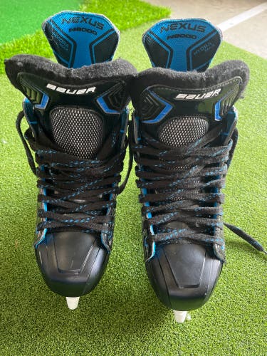 Like New! Used Bauer Regular Width Size 7.5 Nexus 8000 Hockey Skates