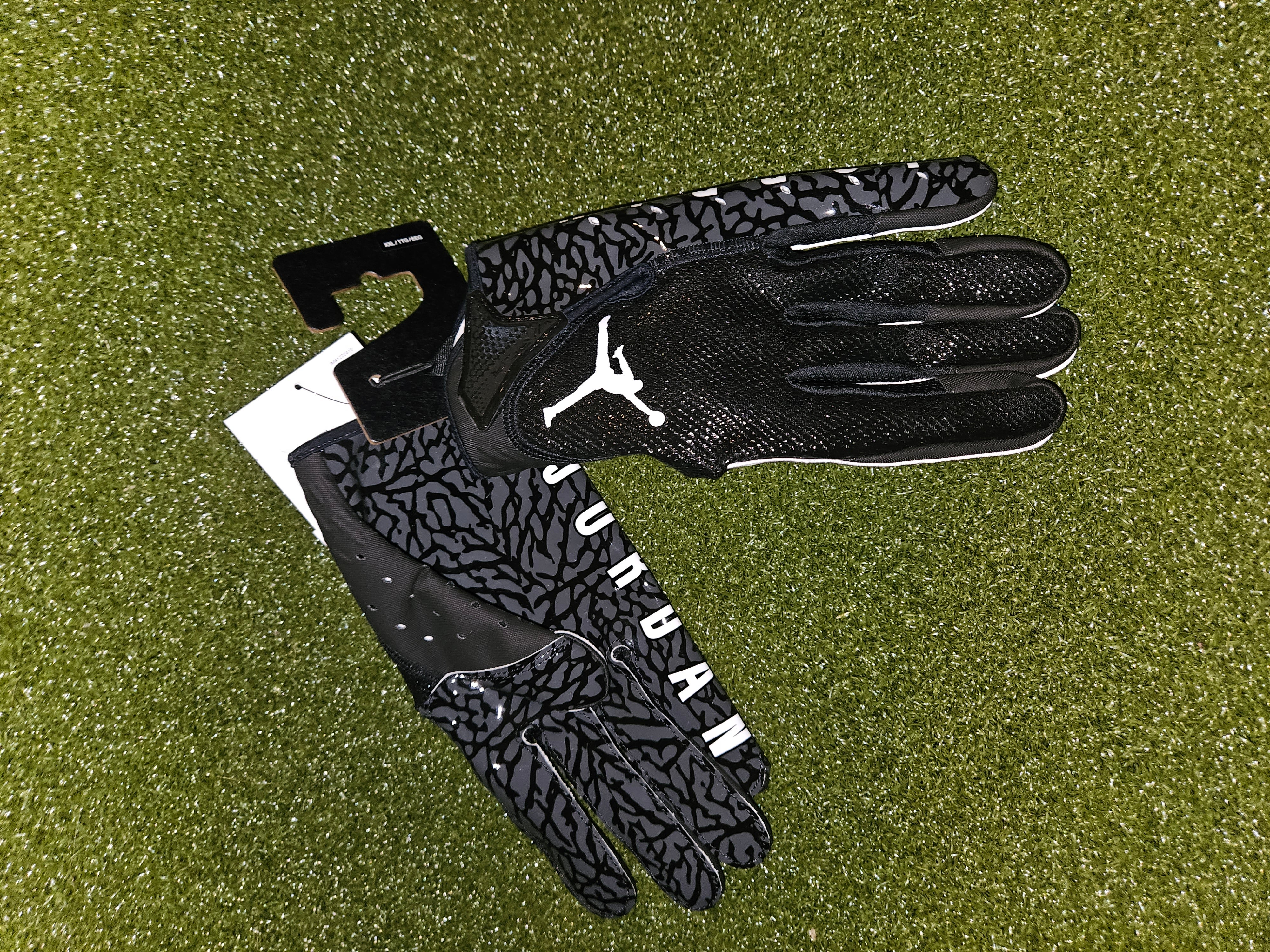 Jordan Jet 7.0 Football Gloves-2XL –