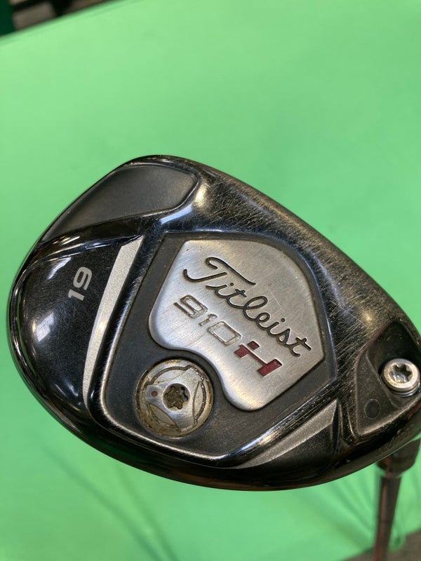 Titleist 910H Hybrid Golf Clubs | Used and New on SidelineSwap