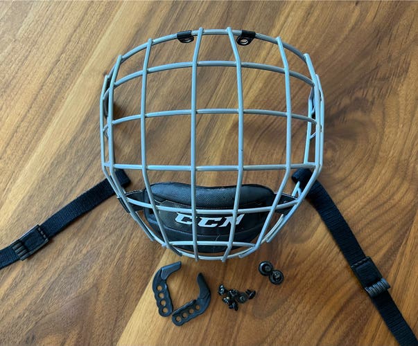 CCM Hockey FM580 S helmet cage