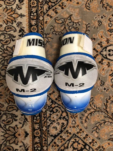 Junior Medium Mission M-2 Hockey Elbow Pads