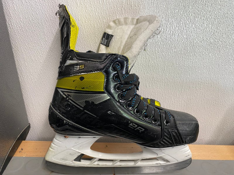 Junior Used Bauer Supreme 3S Hockey Skates Size 6