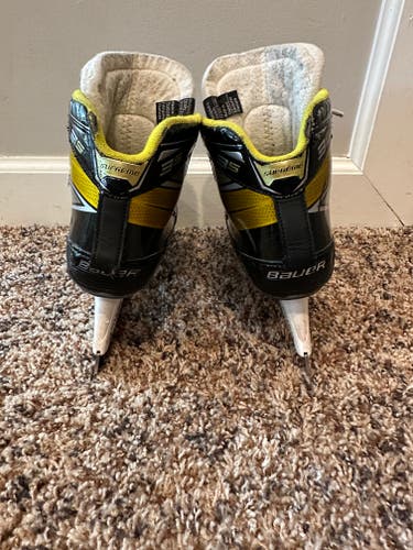 Bauer Supreme 3s goalie skates. MAKE ME AN OFFER