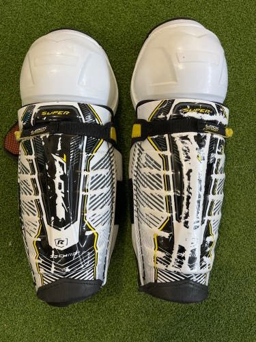 CCM Super Tacks Shin Pads Size Junior 13”