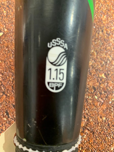 Used USSSA Certified 2016 Easton Mako Composite Bat 30" (-12) (See Description!)