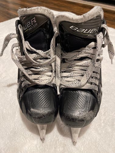 Senior Bauer Regular Width Size 8 Fit 2 Elite Hockey Goalie Skates