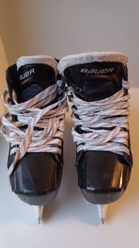 Senior Used Bauer Supreme S27 Hockey Goalie Skates Regular Width Size 6
