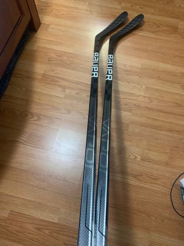 *2 Pack* Senior Right Handed P90T Pro Stock Vapor Hyperlite Hockey Stick