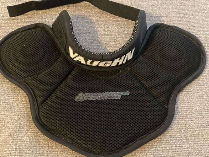 Senior Vaughn Pro Carbon Clavicle/Neck Protector