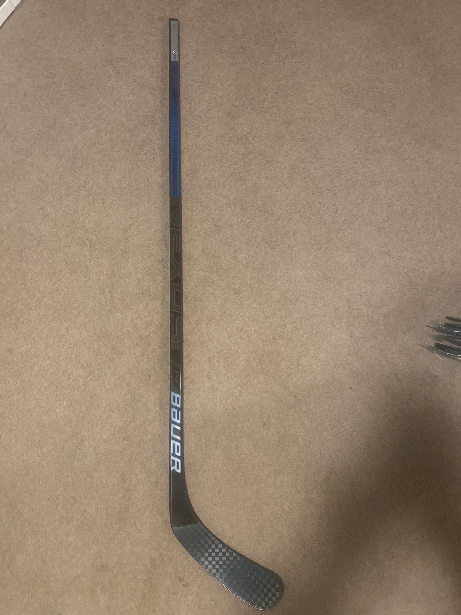 Brand New Bauer Nexus E5 Pro LH P92 Senior Hockey Stick, Hockey, Mississauga / Peel Region