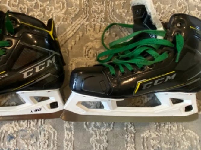 Senior Used CCM Super tacks 9370 Hockey Goalie Skates Regular Width Size 9.5