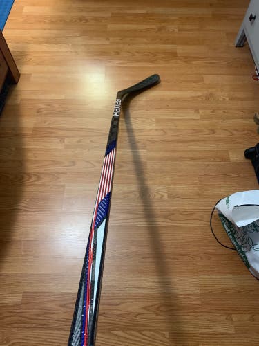 Senior Right Handed P90T Pro Stock PRO CUSTOM Hockey Stick