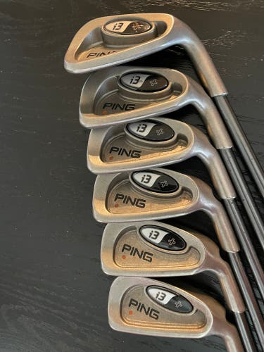 Used Right Handed Senior Flex Graphite Shaft i3 + Iron Set