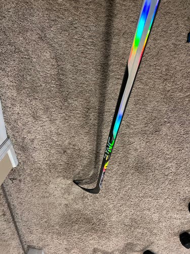 Luke Hughes Nexus Adv Dressed as Sync P88 82 Flex