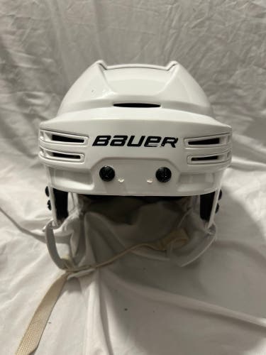 Used Small Bauer Re-Akt 75 Helmet White