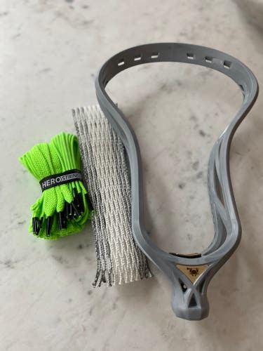 New Attack & Midfield Unstrung Mirage 2.0 Graphene Head