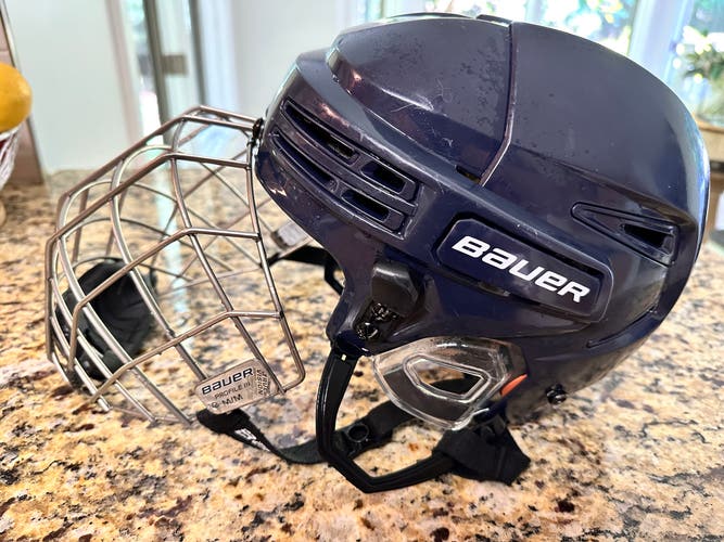 Used Medium Bauer Re-Akt 75 Helmet With Bauer III Cage
