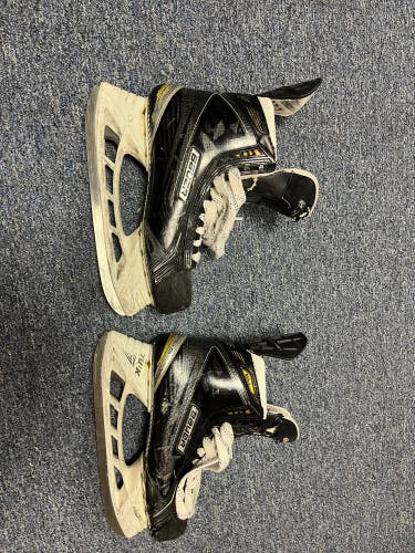 Bauer Size 10 Supreme TotalOne MX3 Hockey Skates