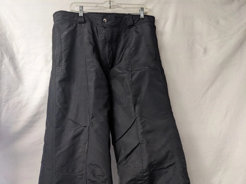 MountainTek Insulated Ski/Snowboard Pants Size XL Color Black Condition Used