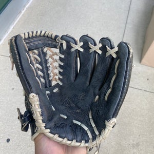 Used Mizuno Premier Right Hand Throw Baseball Glove 11.25"