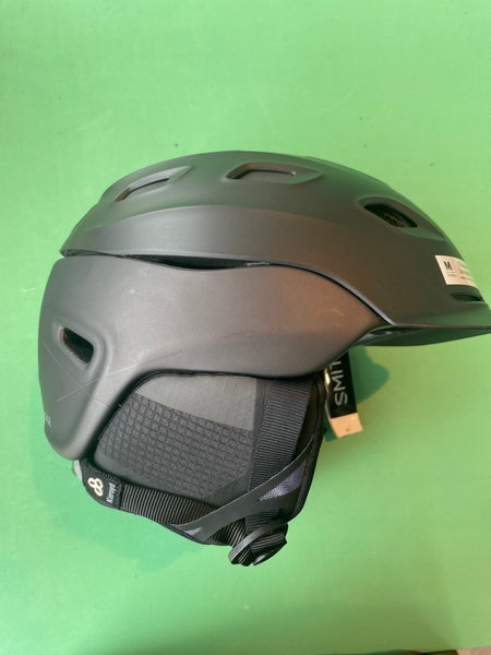 New Men's Medium Smith Vantage Helmet