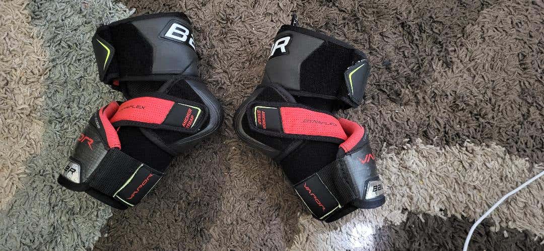 Used Small Bauer VAPOR 2X PRO Elbow Pads