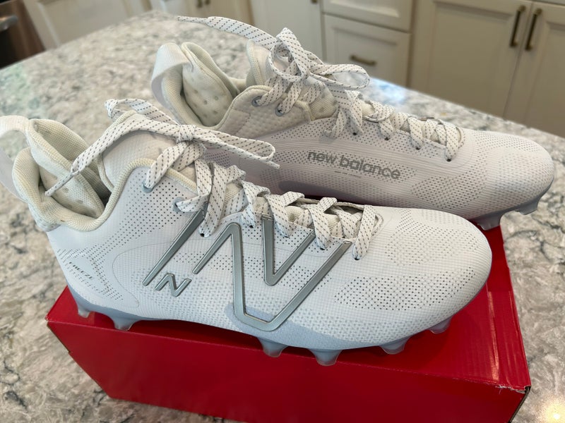 White Men's Turf Cleats Mid Top Freeze