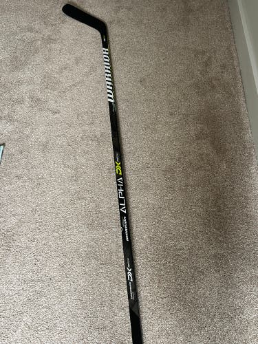 Senior Left Hand W88M Pro Stock Alpha DX Pro Team Hockey Stick