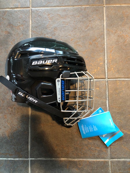 New Bauer IMS 5.0 Hockey Helmet (Size: Small)