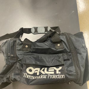 Oakley bag