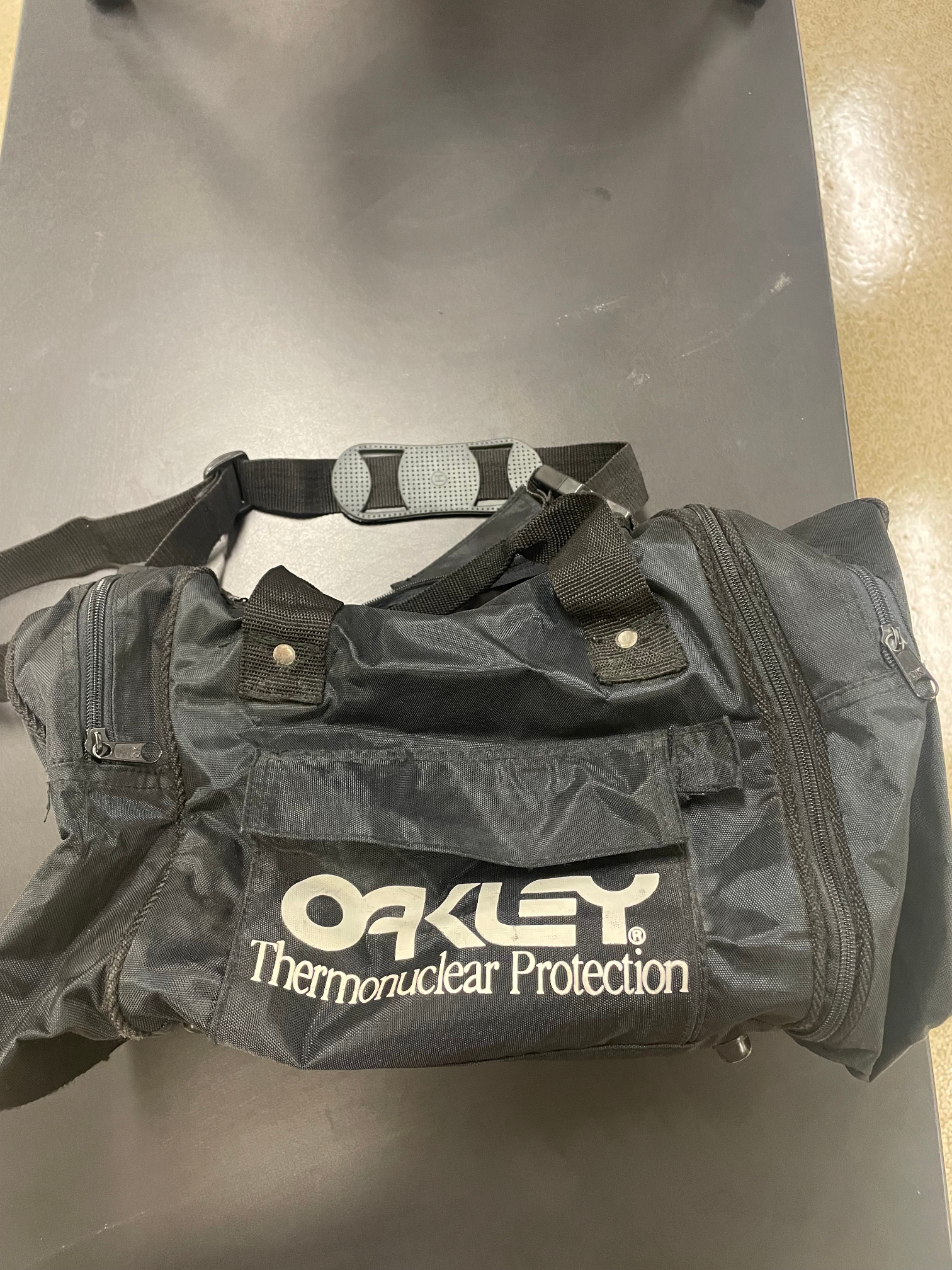 Oakley bag
