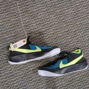 Used Men's 6.5 (W 7.5) Nike Shoes