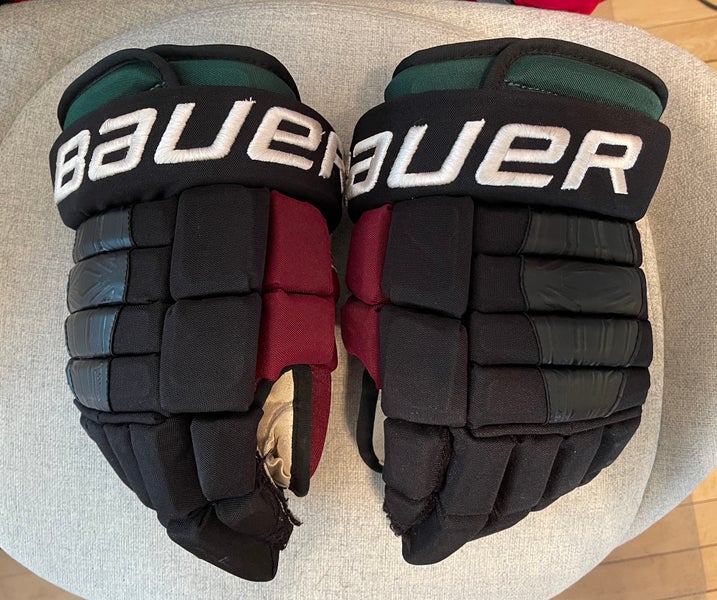 Used Boston University Bauer Vapor 2X Pro Gloves 13 Pro Stock