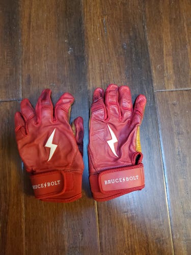 Used Medium Bruce Bolt Batting Gloves