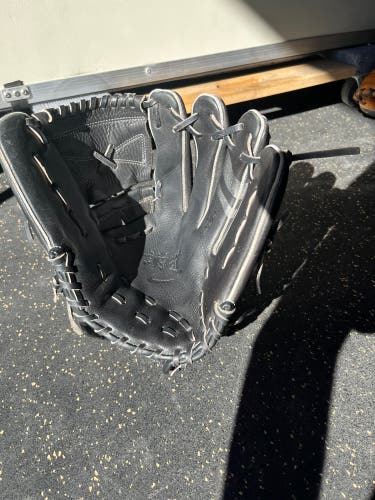 Nike Sha|do edge pitchers glove